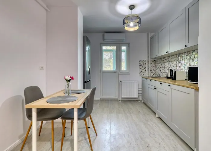 Zen Flat - 5 Min Metrou Apartment *