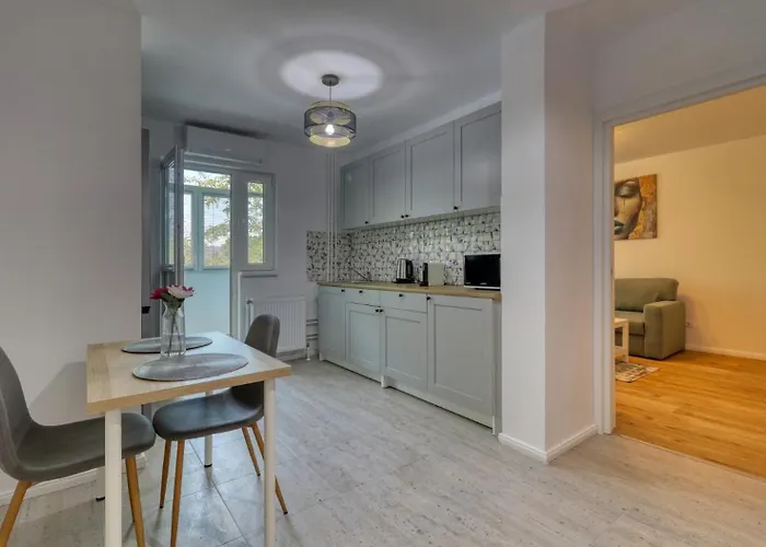 Zen Flat - 5 Min Metrou Apartament