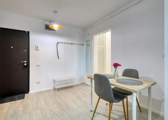 Appartement Zen Flat - 5 Min Metrou Boekarest